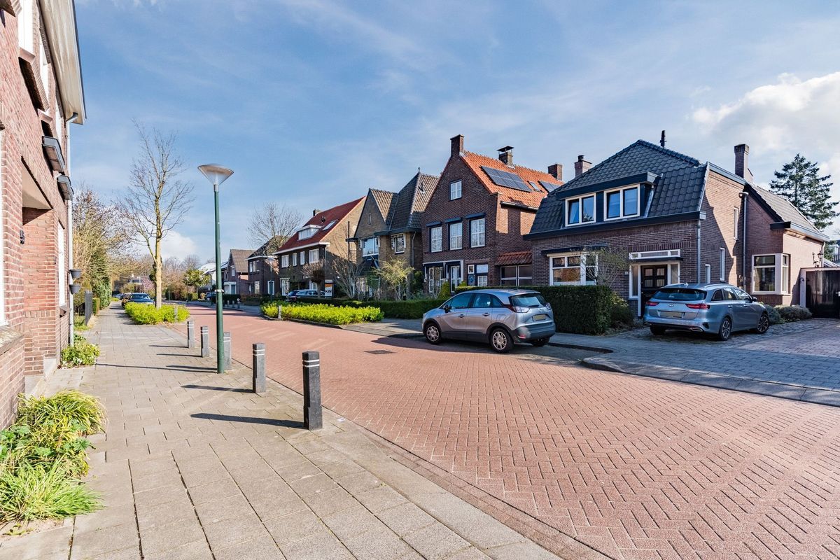 Hulst 55 Photo Blur 11