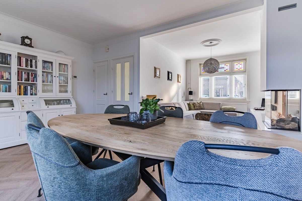 Hulst 55 Photo Blur 21