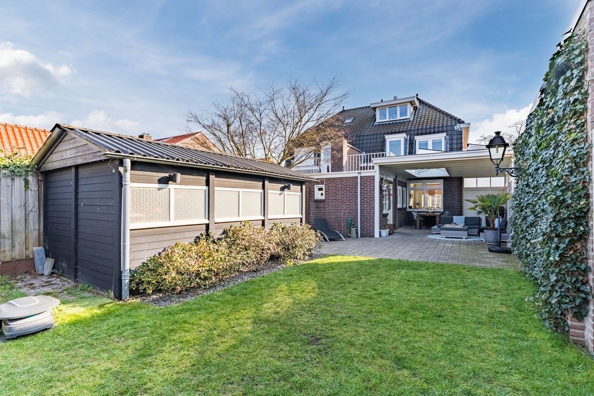 Hulst 55 Photo Blur 53