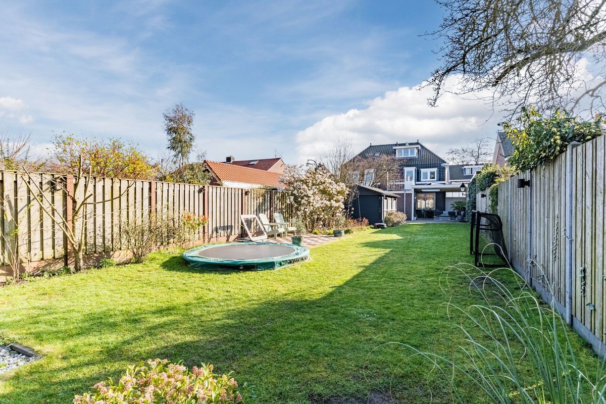 Hulst 55 Photo Blur 56