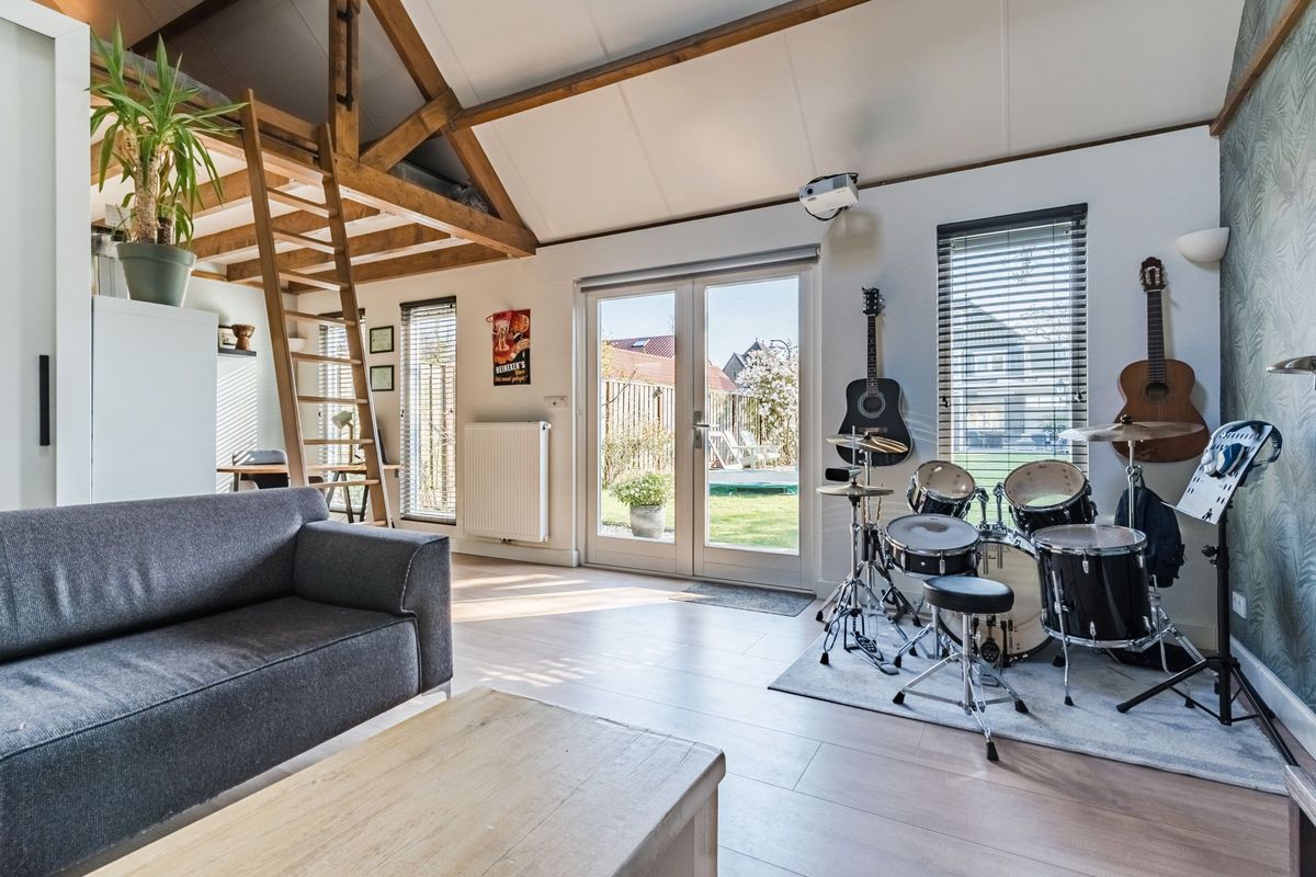 Hulst 55 Photo Blur 61