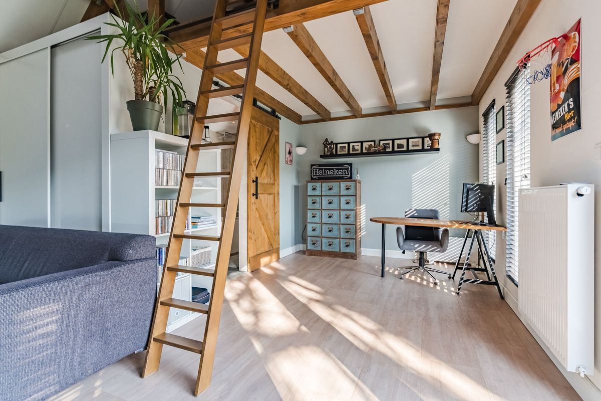 Hulst 55 Photo Blur 63