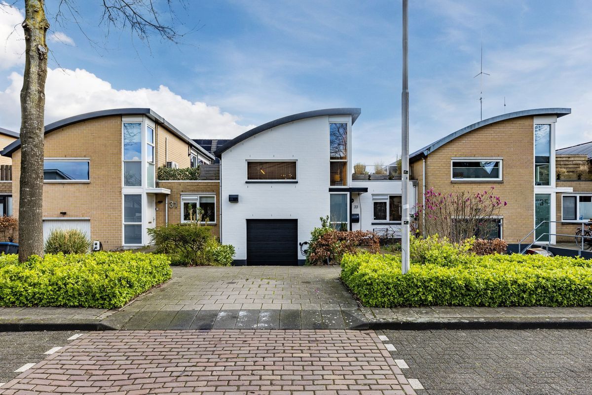 Marga Klompélaan 33 Photo Blur 40