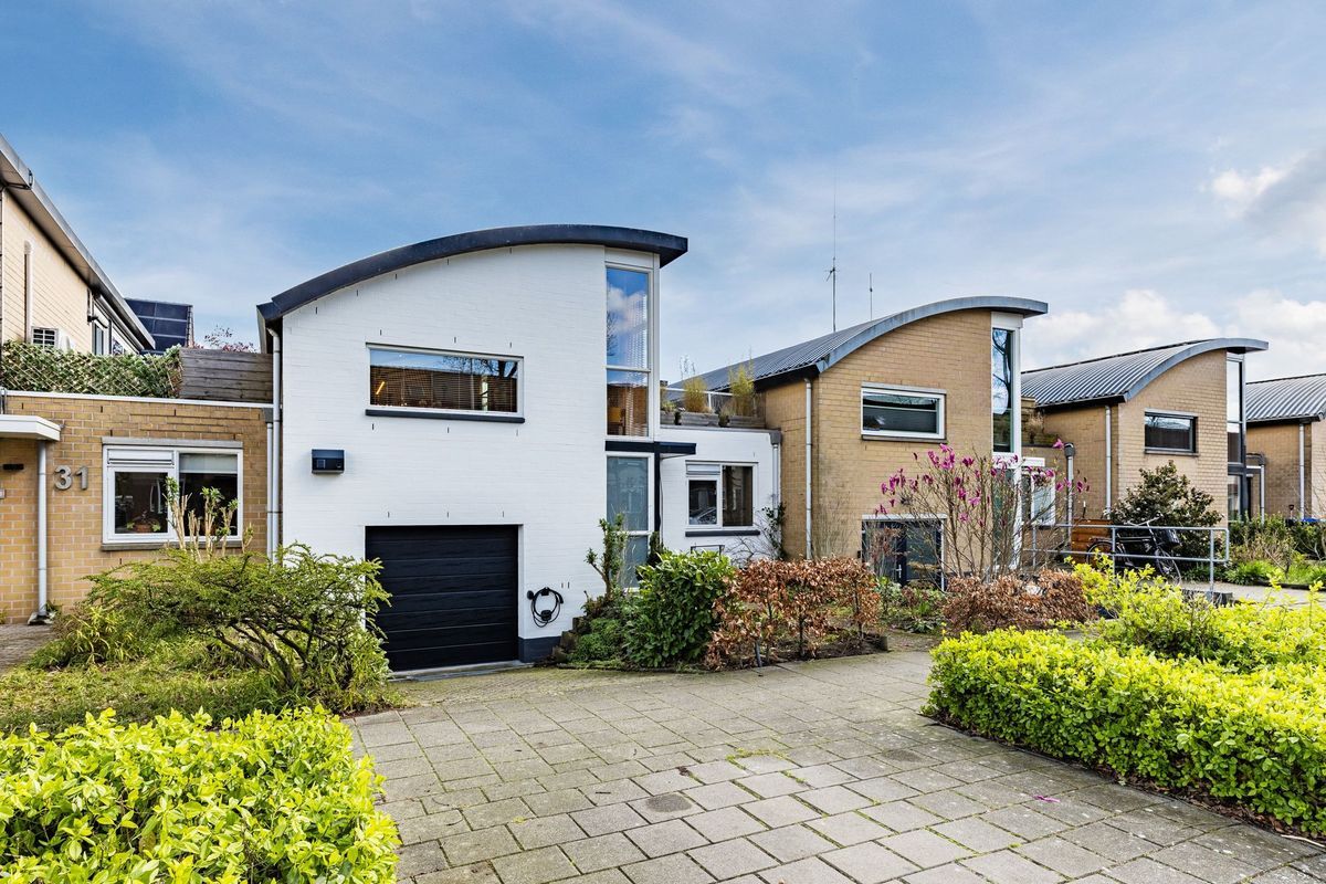 Marga Klompélaan 33 Photo Blur 0