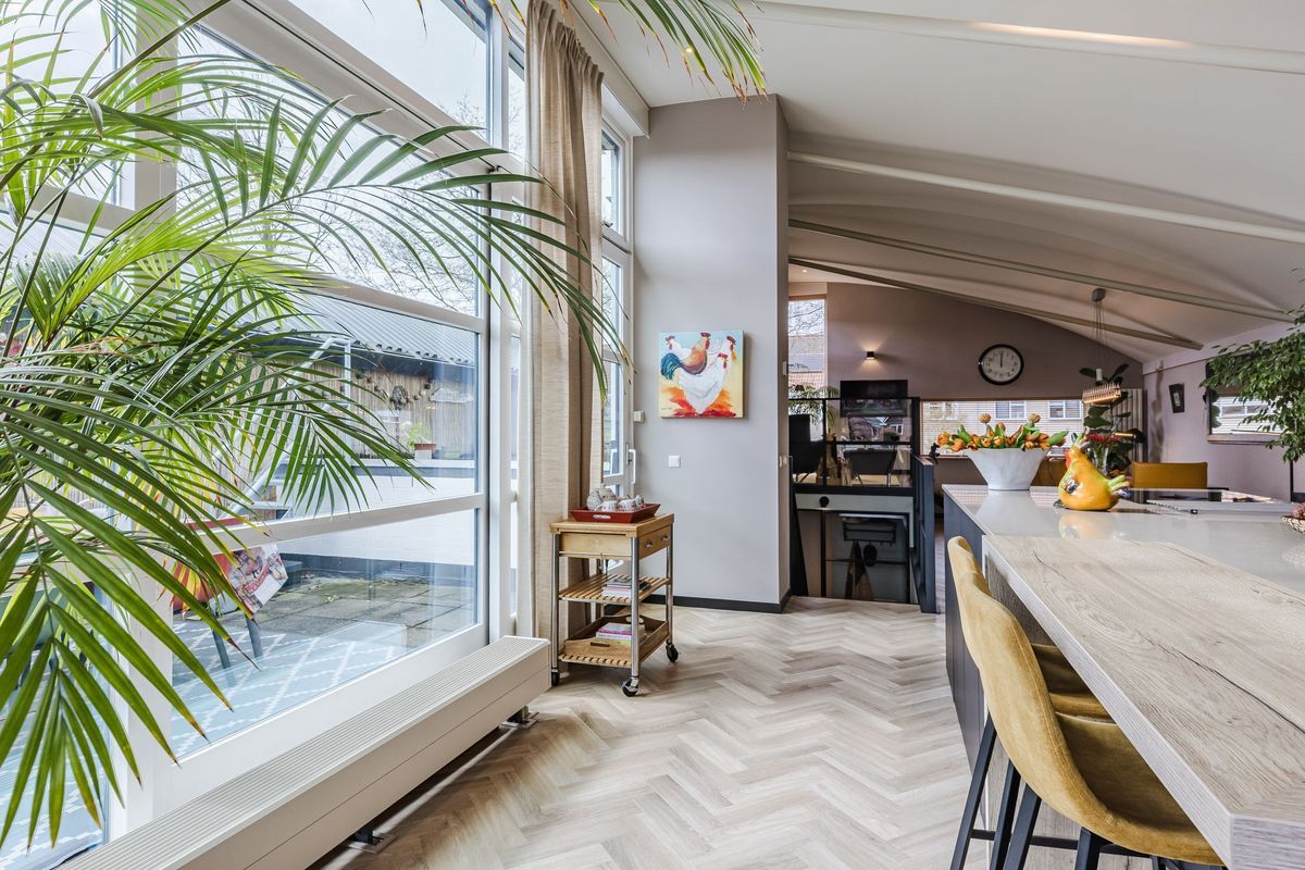 Marga Klompélaan 33 Photo Blur 20