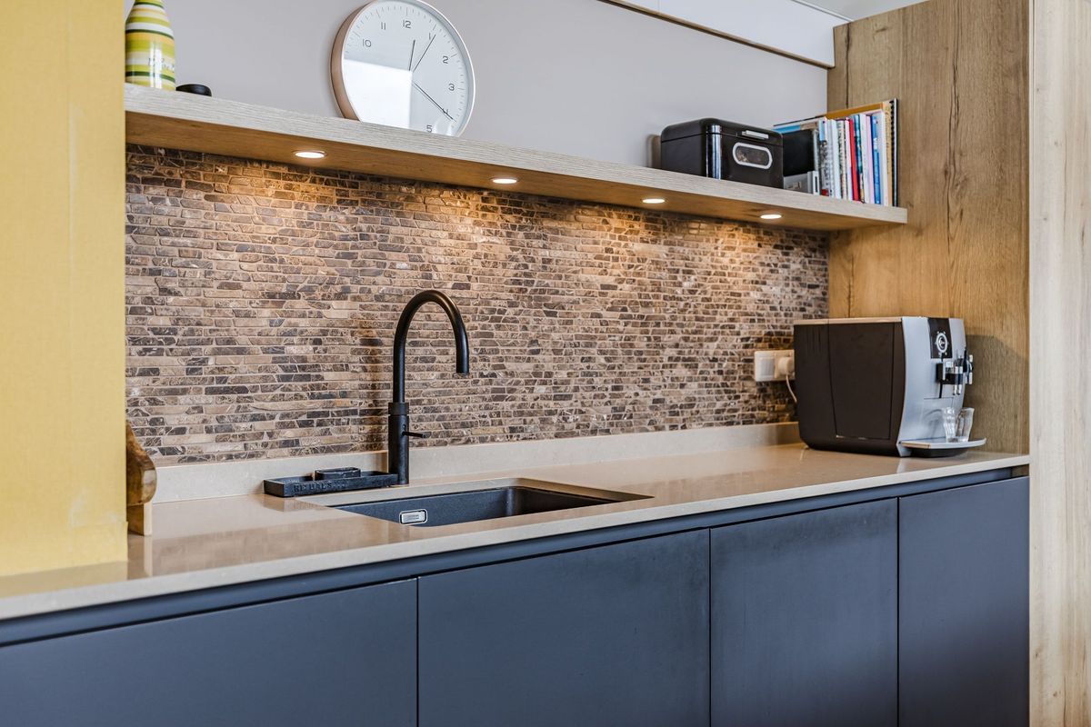 Marga Klompélaan 33 Photo Blur 12