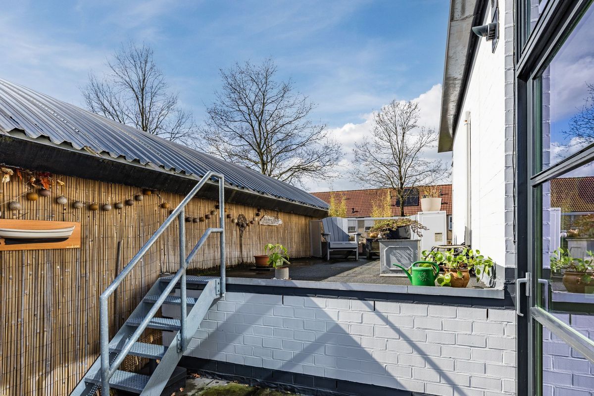 Marga Klompélaan 33 Photo Blur 13