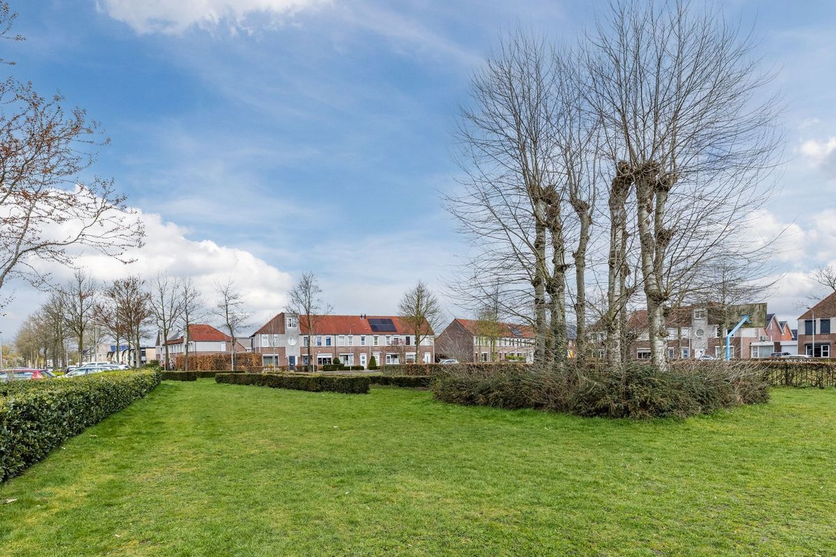 Marga Klompélaan 33 Photo Blur 39