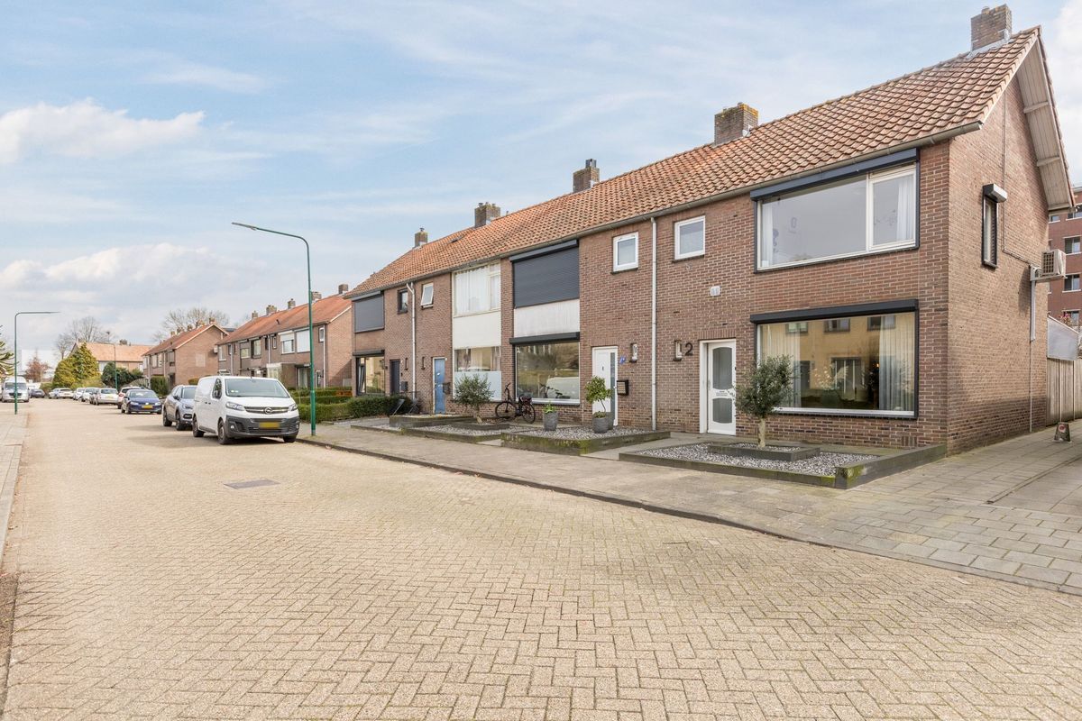 Middenweg 2 Photo Blur 40