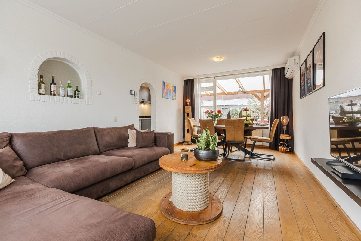 Middenweg 2 Photo Blur 1