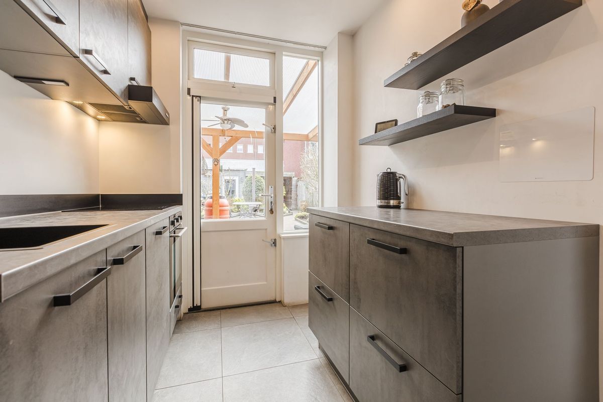 Middenweg 2 Photo Blur 7