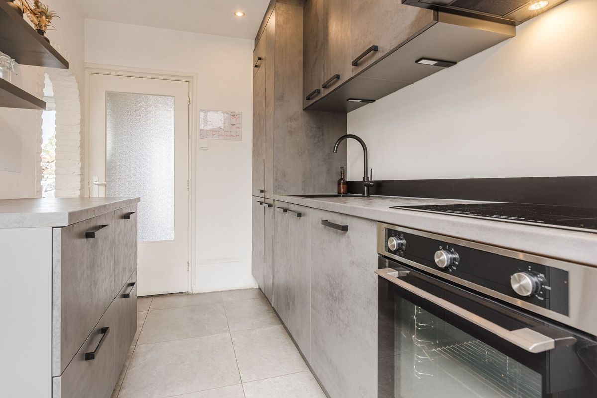 Middenweg 2 Photo Blur 8