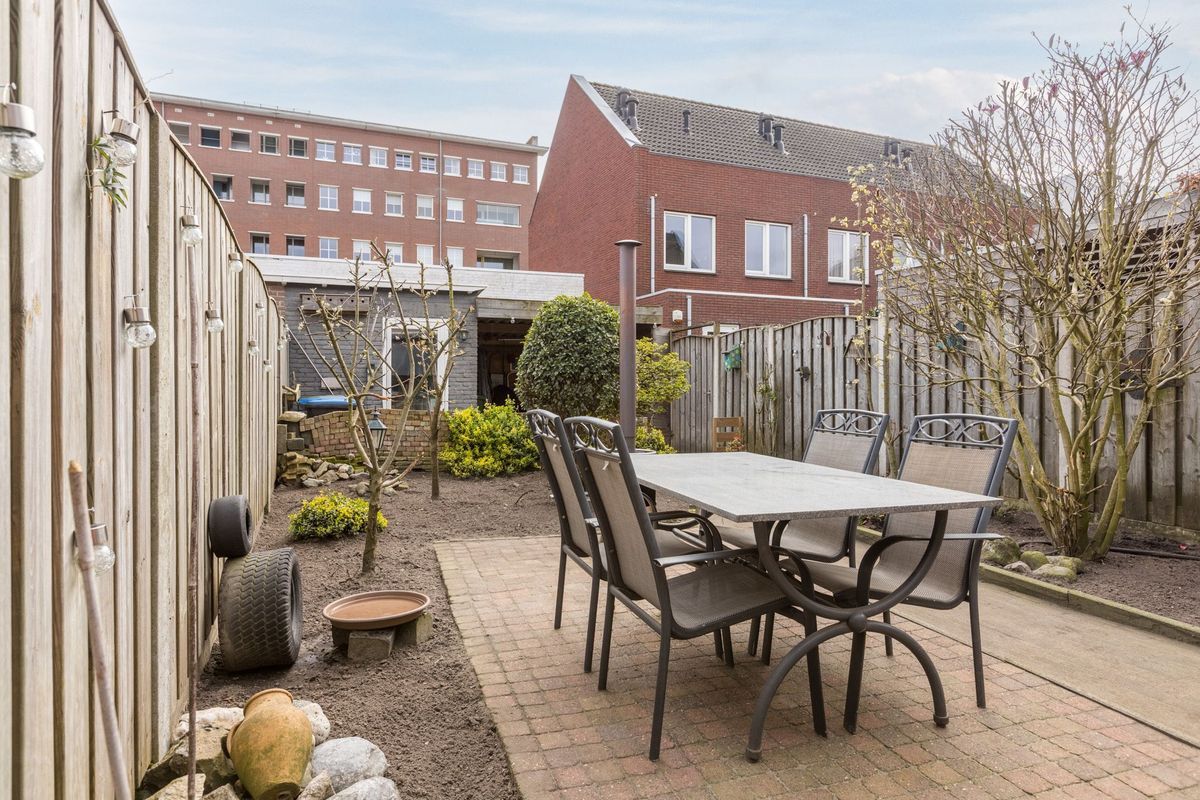 Middenweg 2 Photo Blur 19