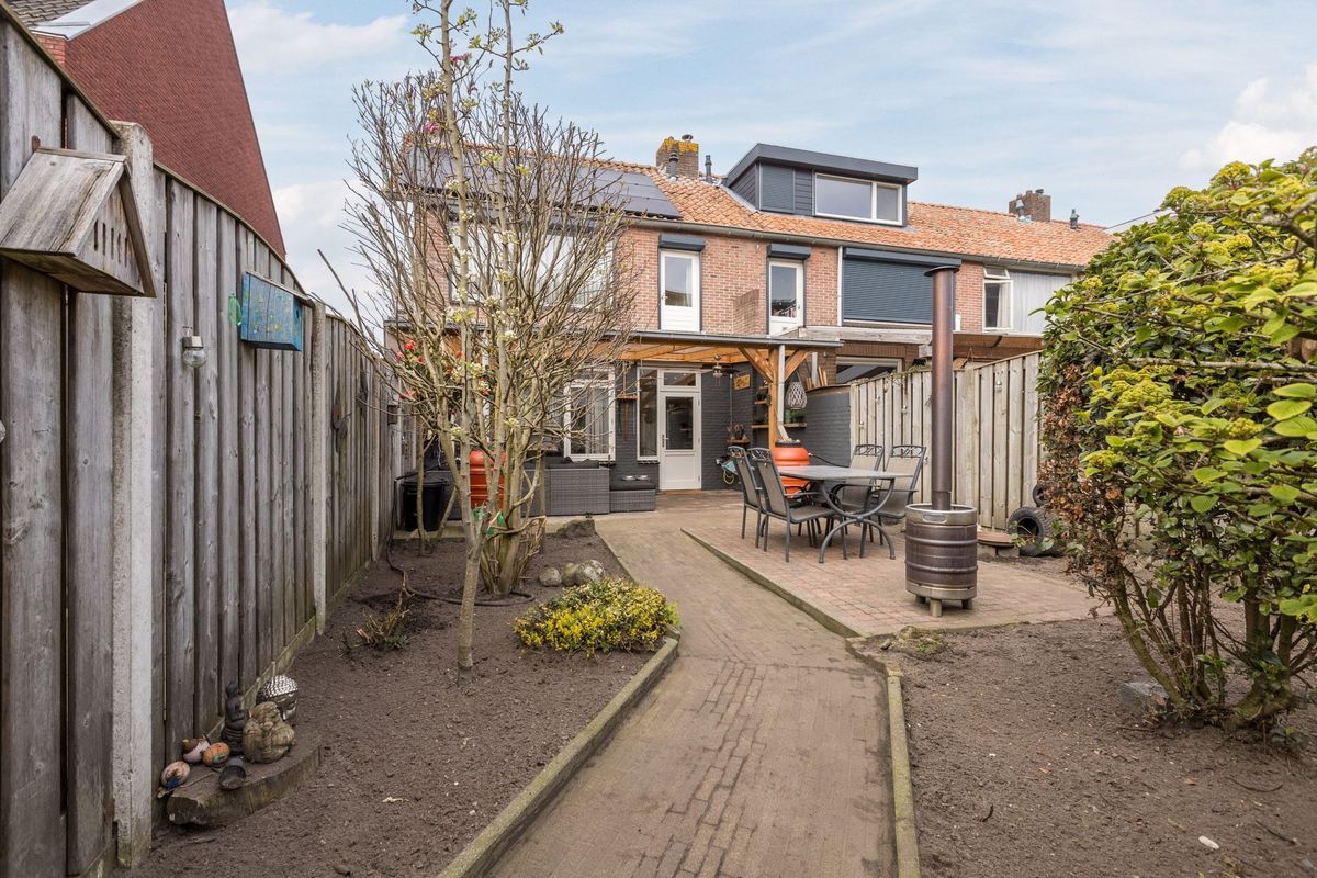 Middenweg 2 Photo Blur 3