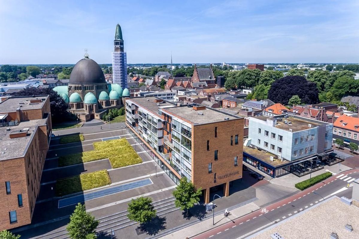 St. Jansplein 52 Photo Blur 1