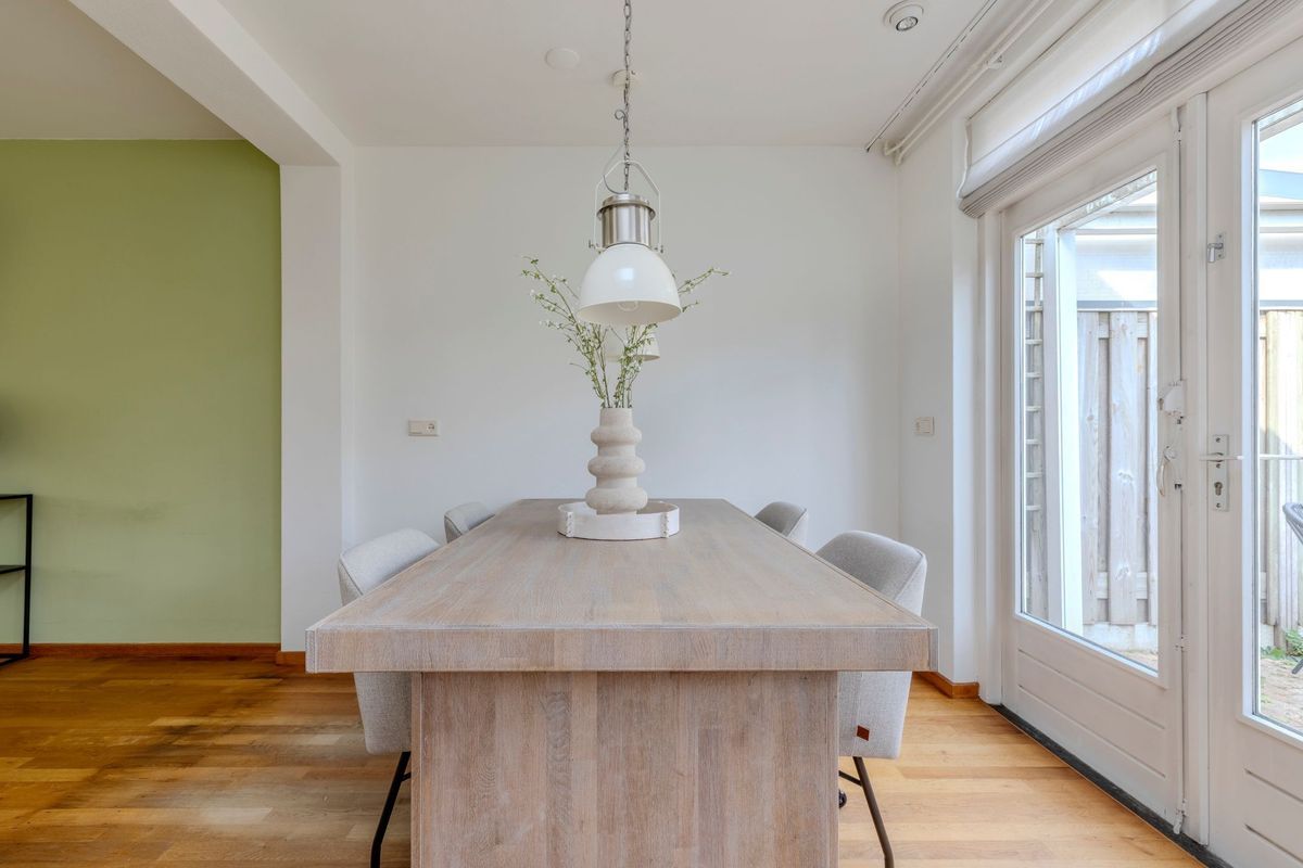 Hagedoorn 10 Photo Blur 3