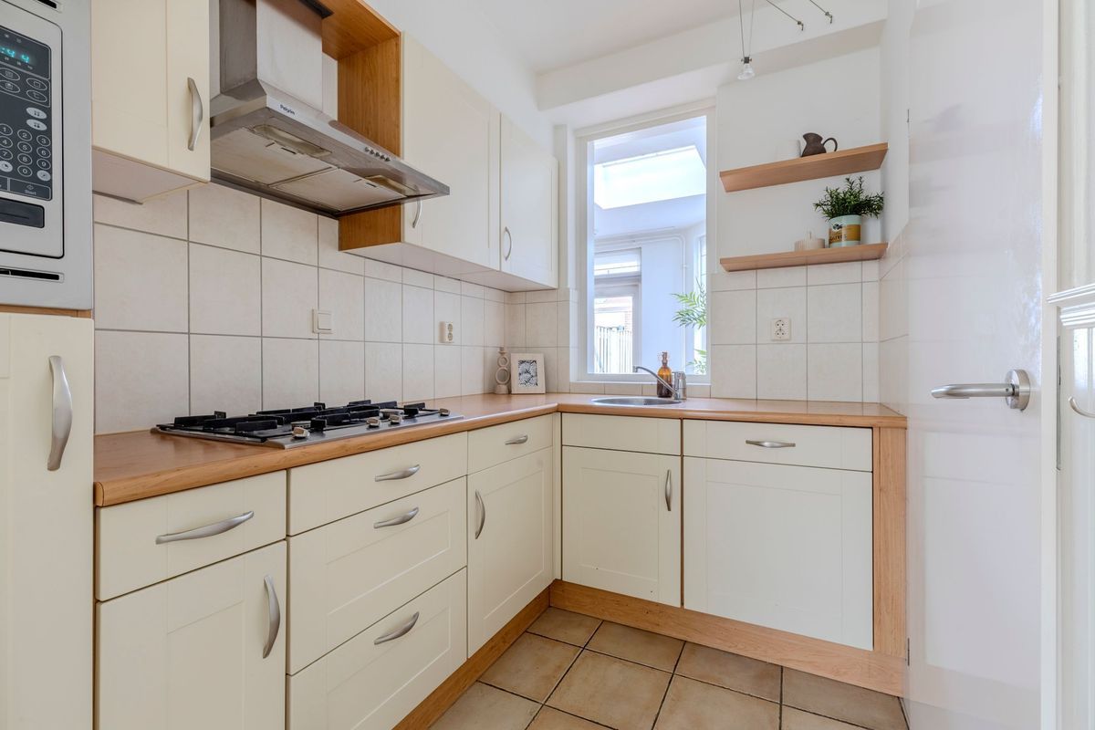 Hagedoorn 10 Photo Blur 12