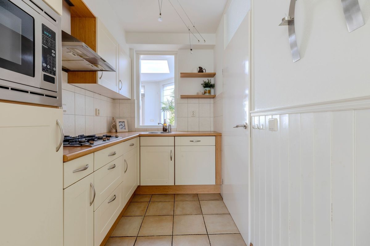 Hagedoorn 10 Photo Blur 11