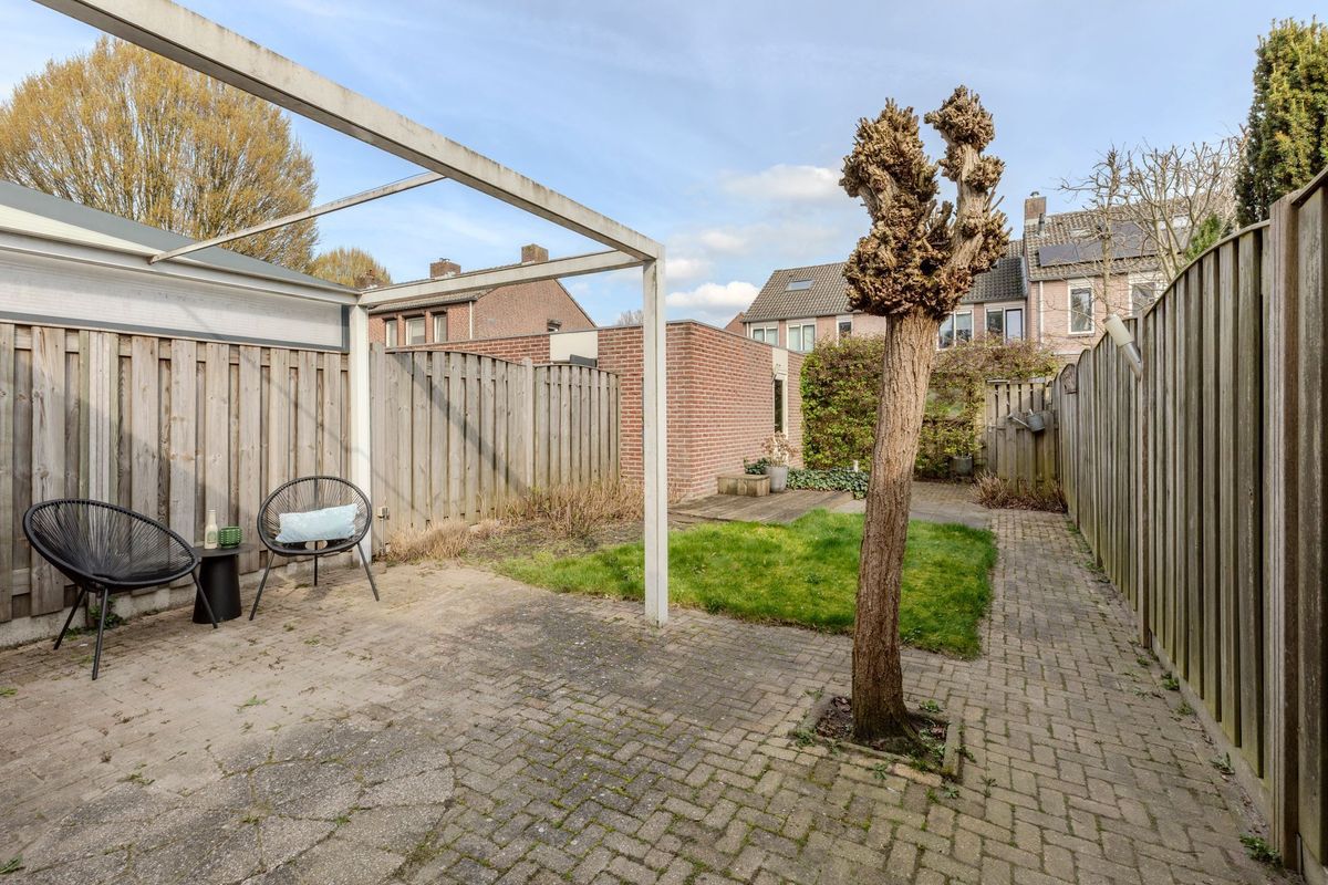 Hagedoorn 10 Photo Blur 31