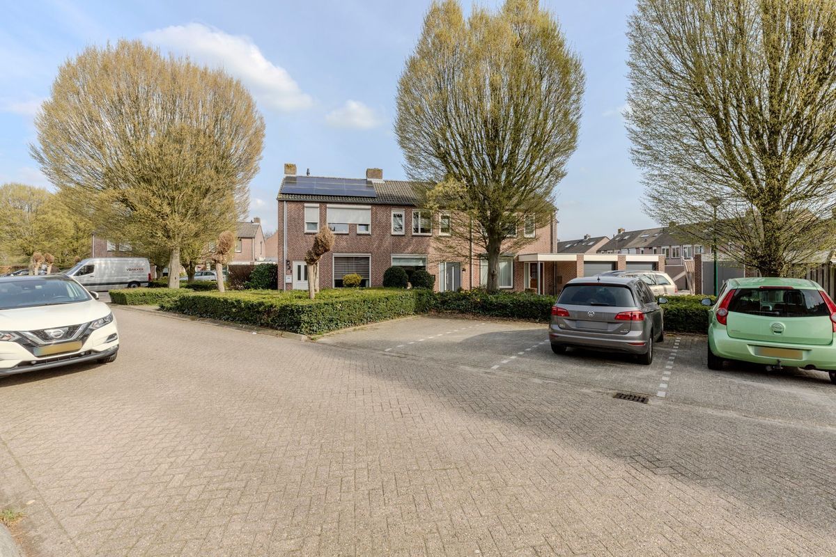 Hagedoorn 10 Photo Blur 36