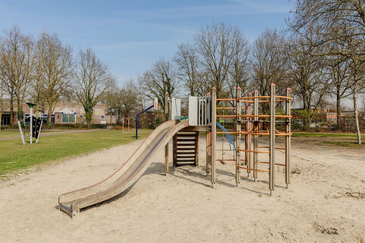 Hagedoorn 10 Photo Blur 41