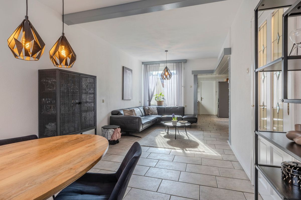 Hobbemastraat 42 Photo Blur 2