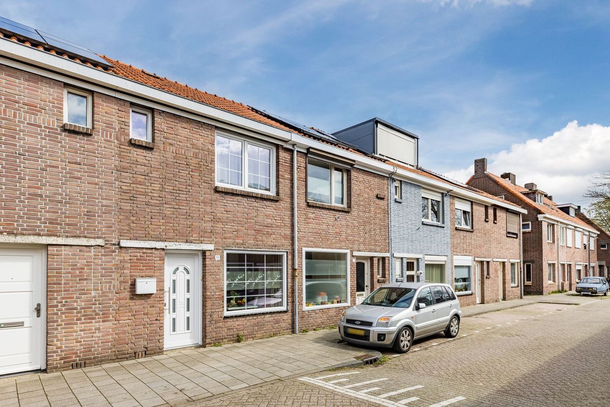 Nicolaas Beetsstraat 19 Photo Blur 25