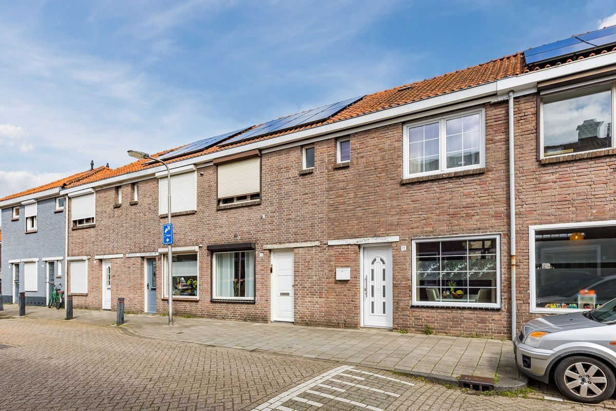 Nicolaas Beetsstraat 19 Photo Blur 26