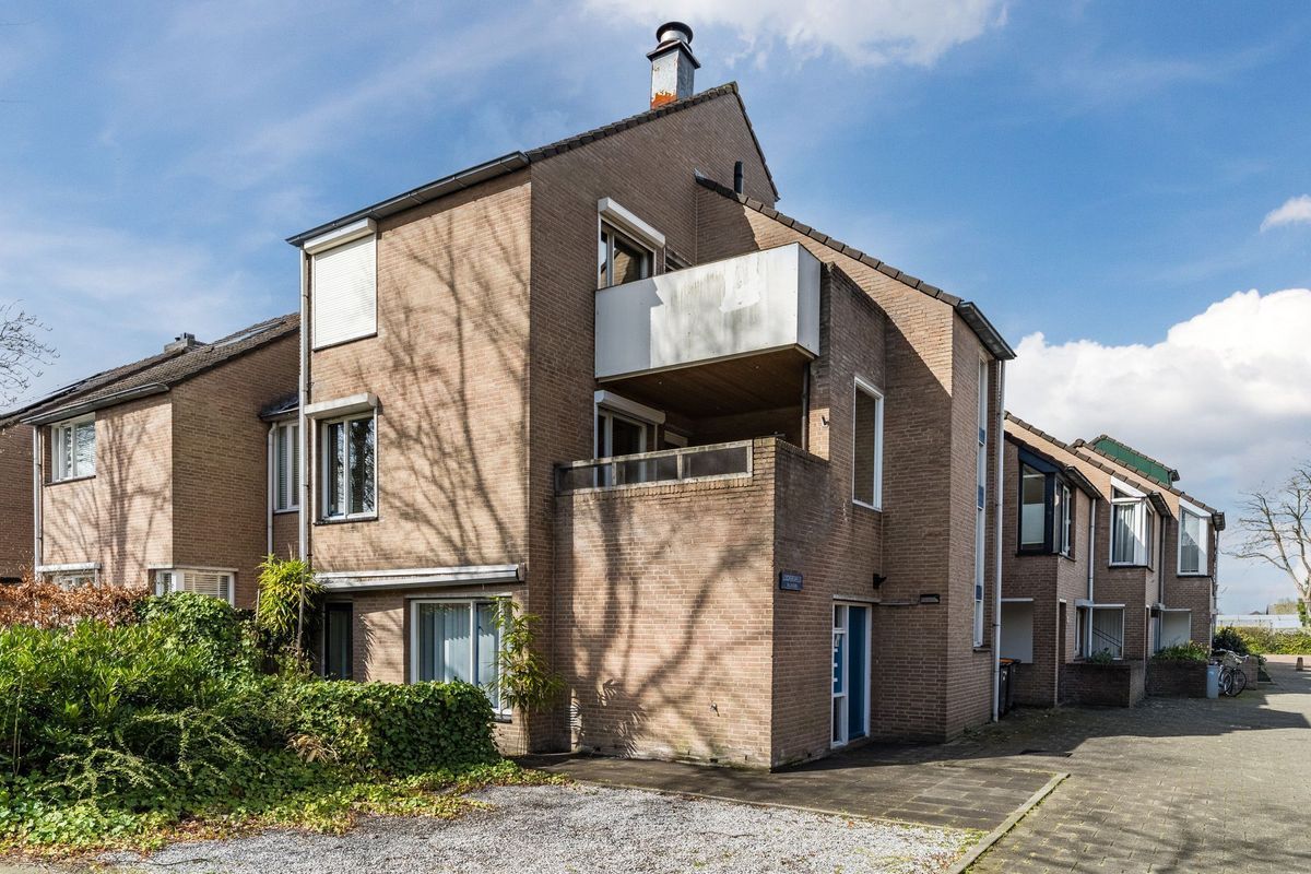 Looiersveld 22 Photo Blur 28