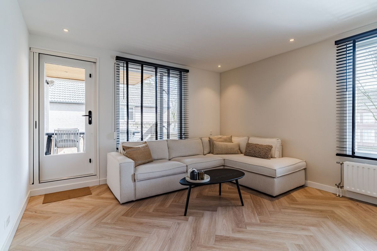 Looiersveld 22 Photo Blur 8