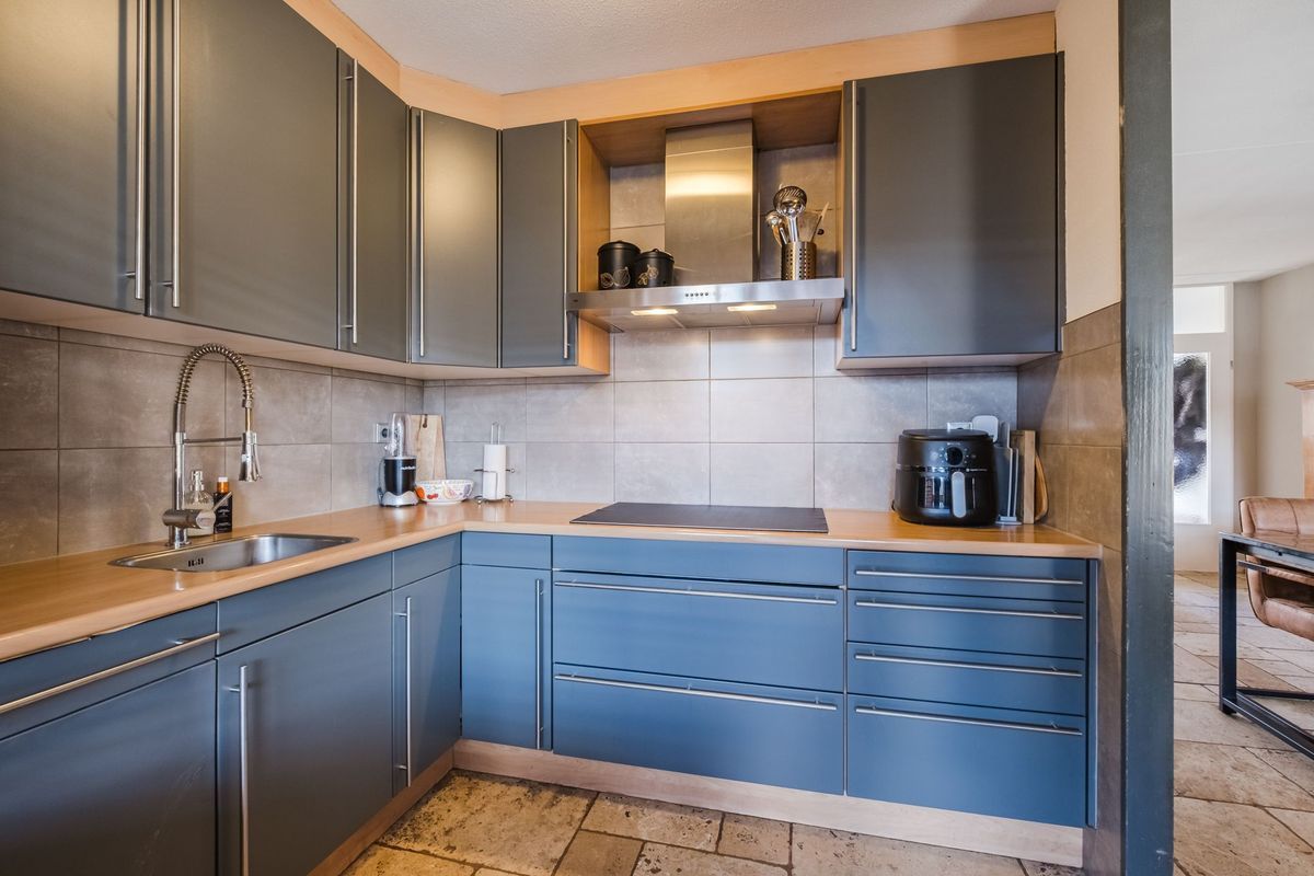 Leeuwenstraat 145 Photo Blur 8