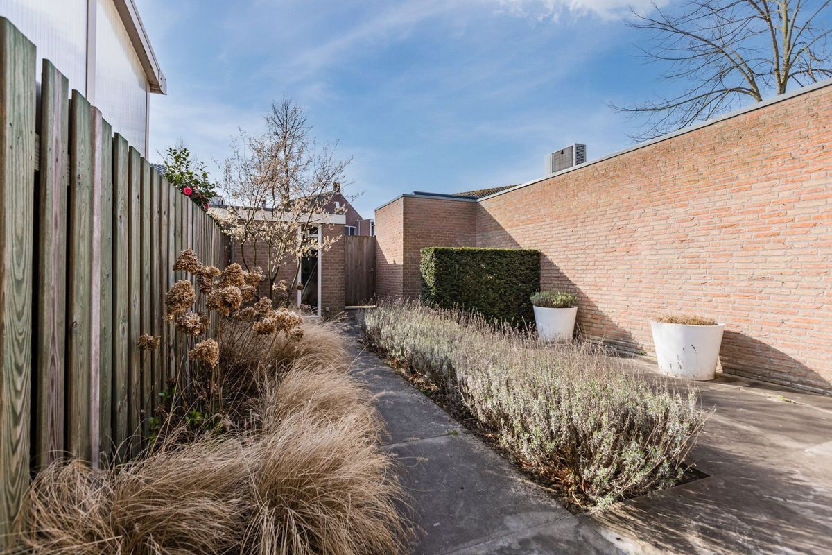 Steenakkerplein 11 Photo Blur 16