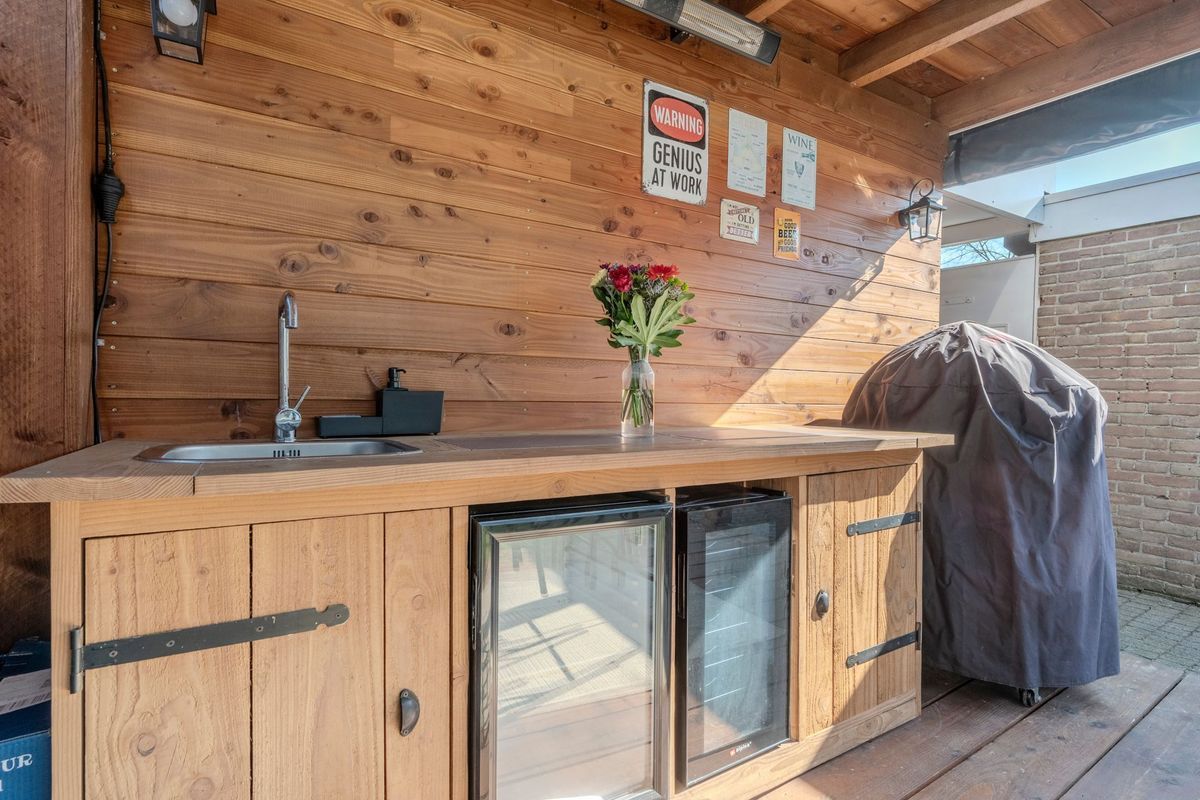 Linze 32 Photo Blur 39