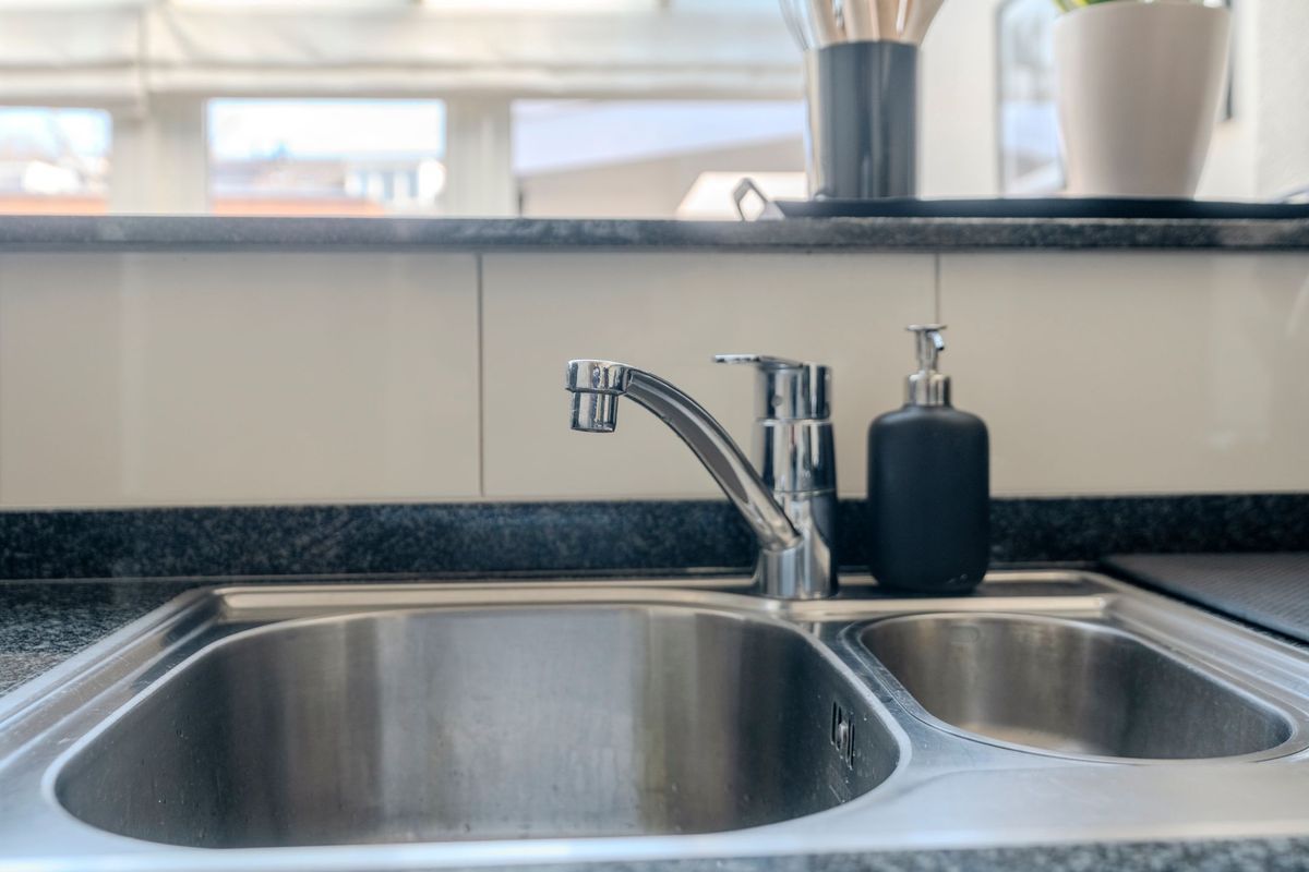 Linze 32 Photo Blur 14