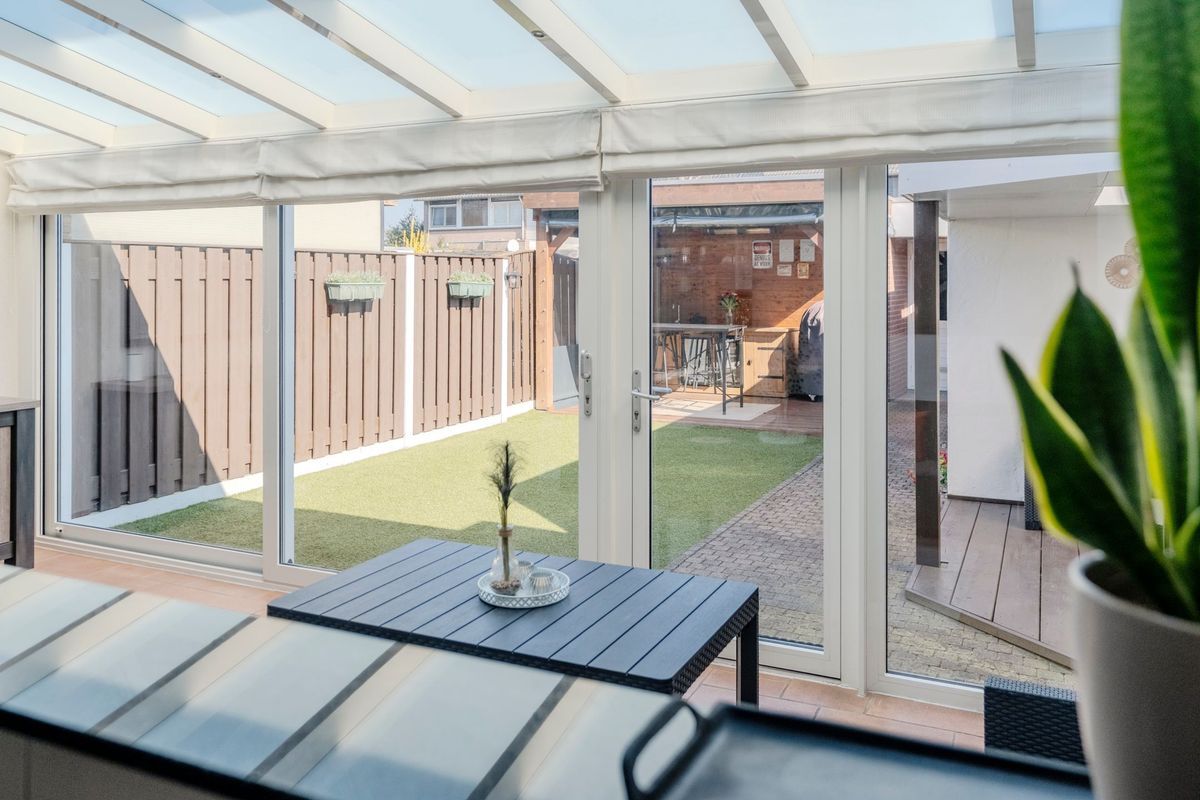 Linze 32 Photo Blur 16