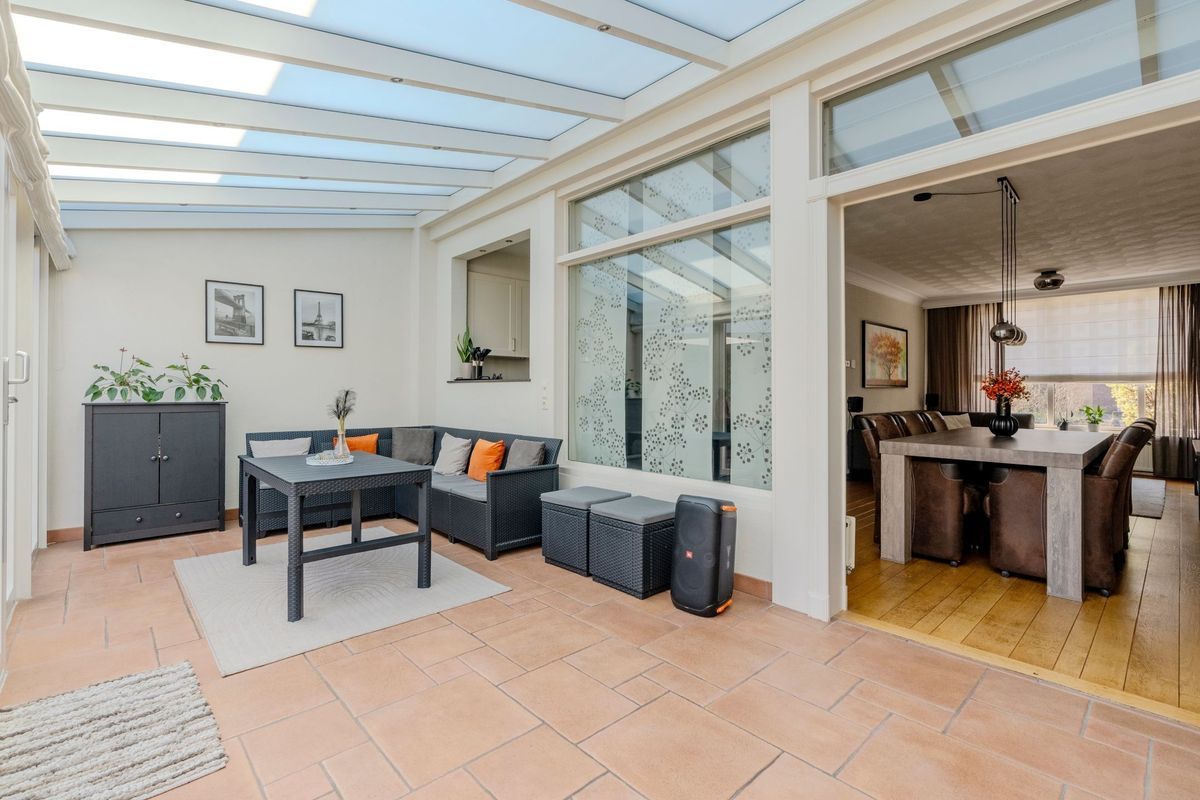 Linze 32 Photo Blur 19