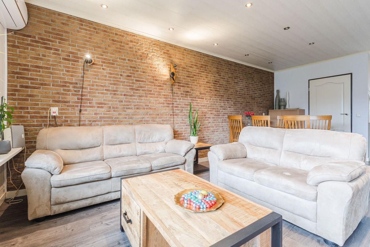 Zaaren 62 Photo Blur 4