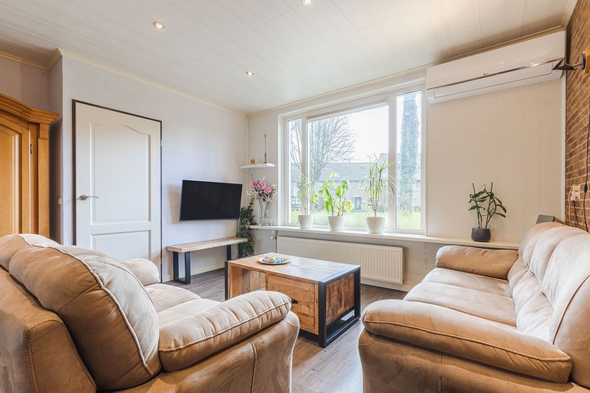 Zaaren 62 Photo Blur 6