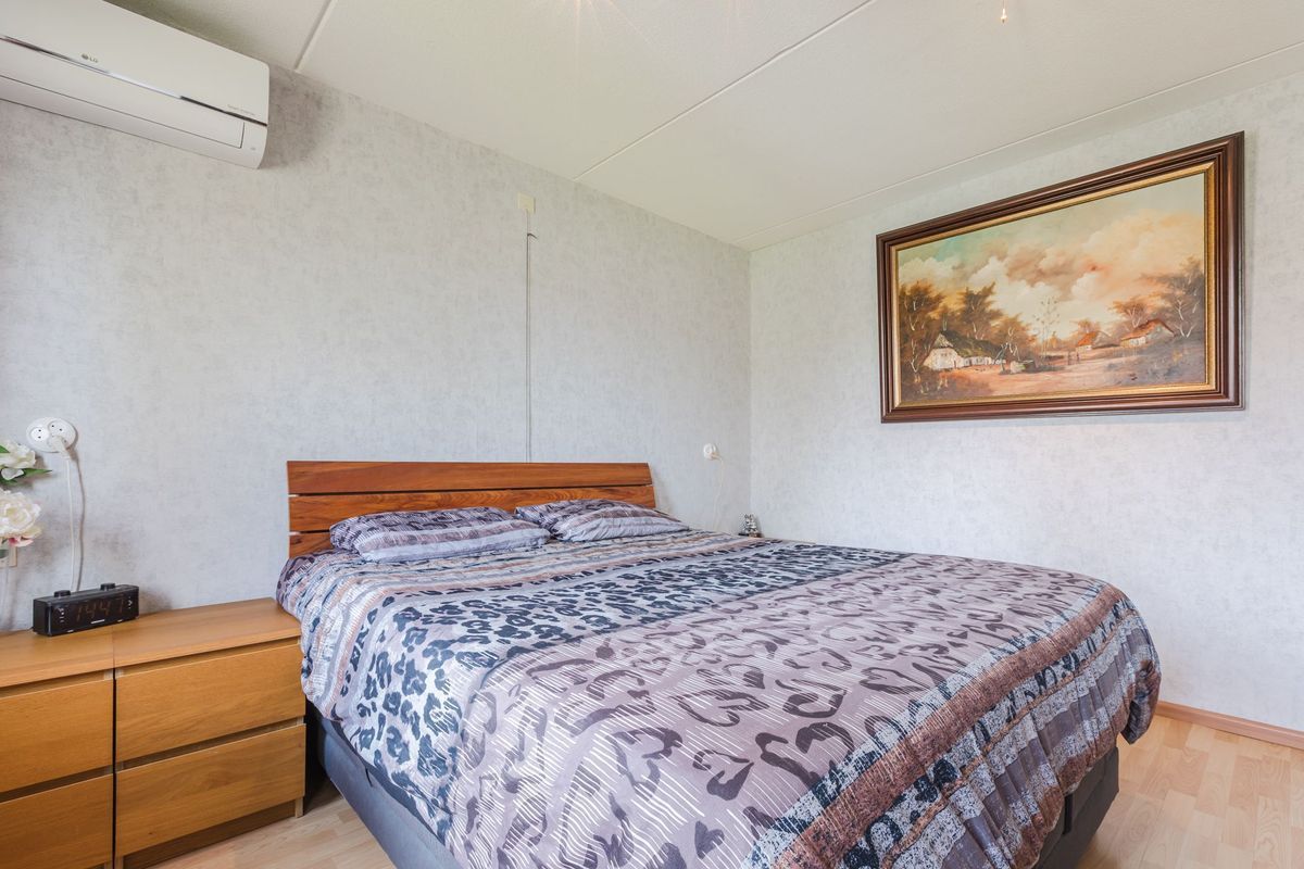 Zaaren 62 Photo Blur 21