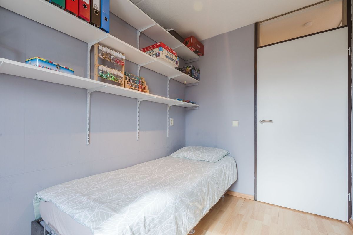 Zaaren 62 Photo Blur 24