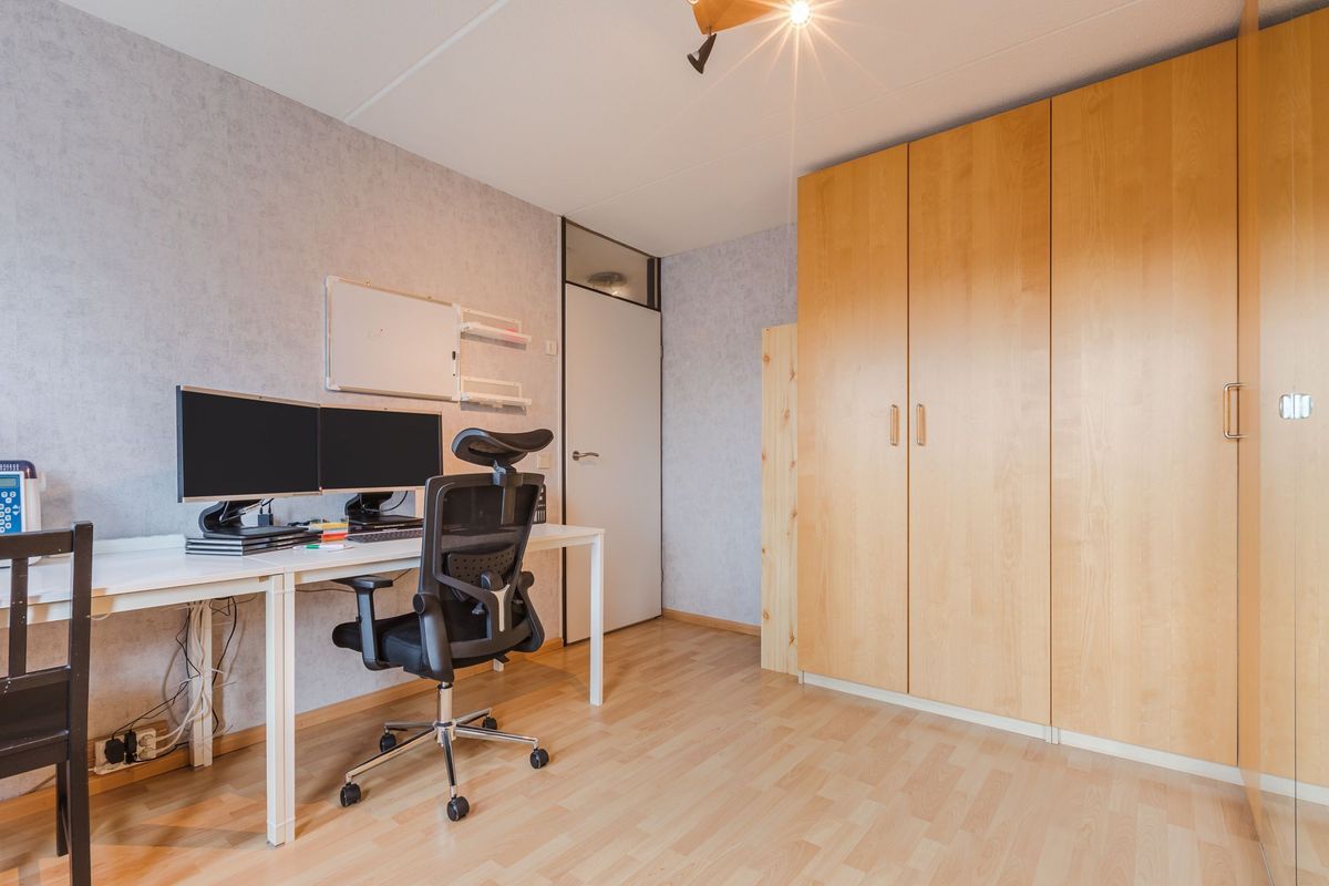 Zaaren 62 Photo Blur 27