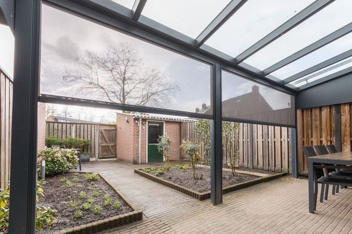 Zaaren 62 Photo Blur 14