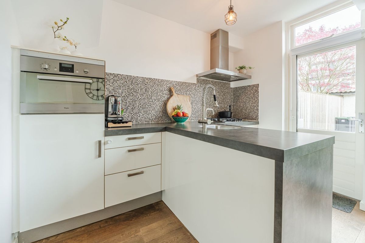 Mr. Sprenger van Eykstraat 9 Photo Blur 13