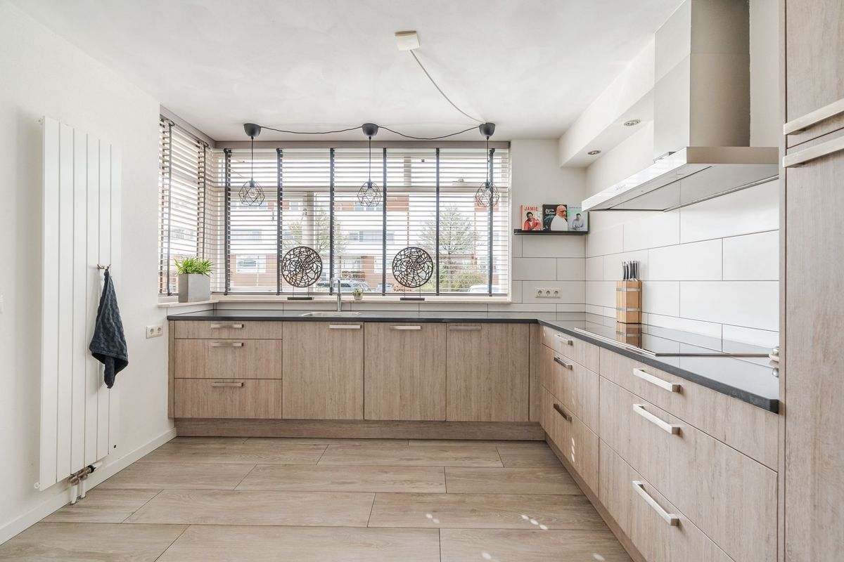 Laan van Tolkien 152 Photo Blur 19