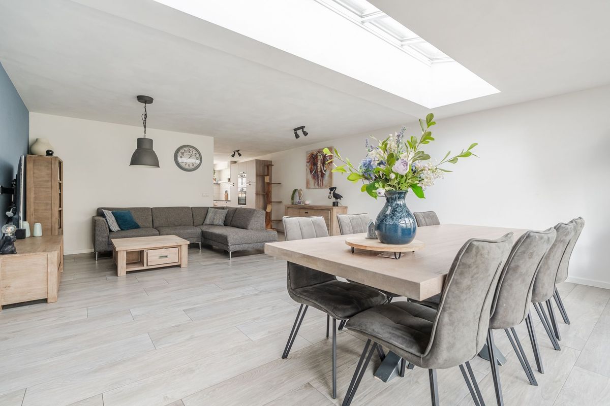 Laan van Tolkien 152 Photo Blur 17