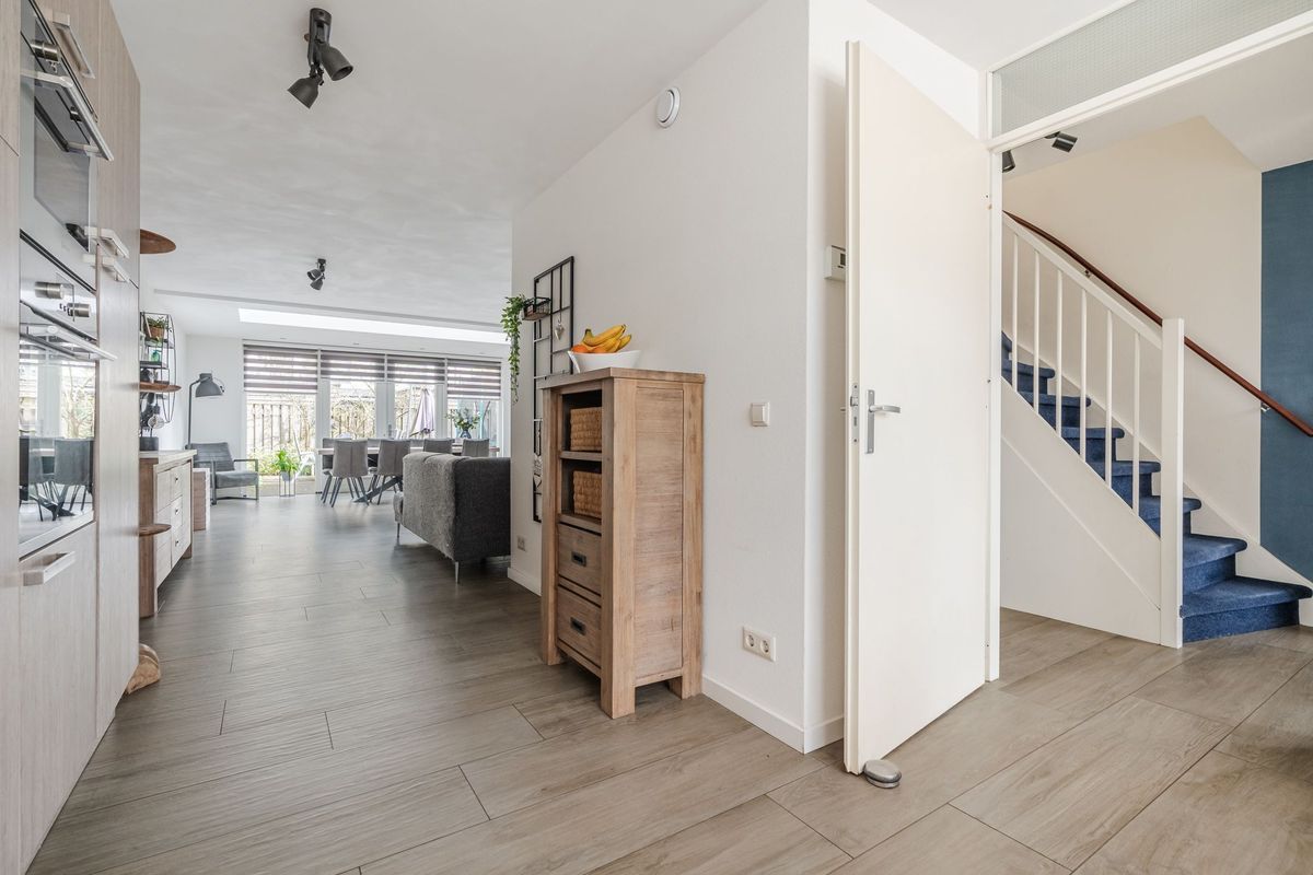 Laan van Tolkien 152 Photo Blur 24