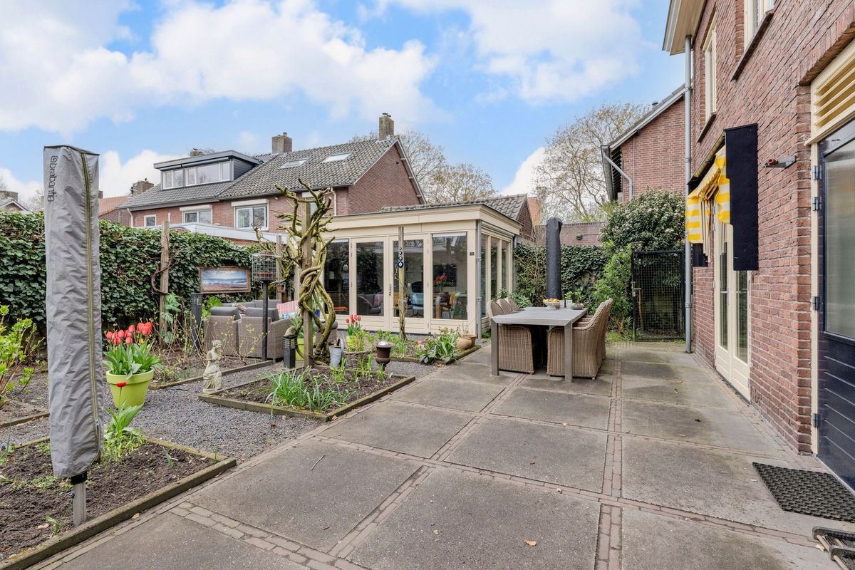 Burgemeester Sweensplein 26 Photo Blur 21