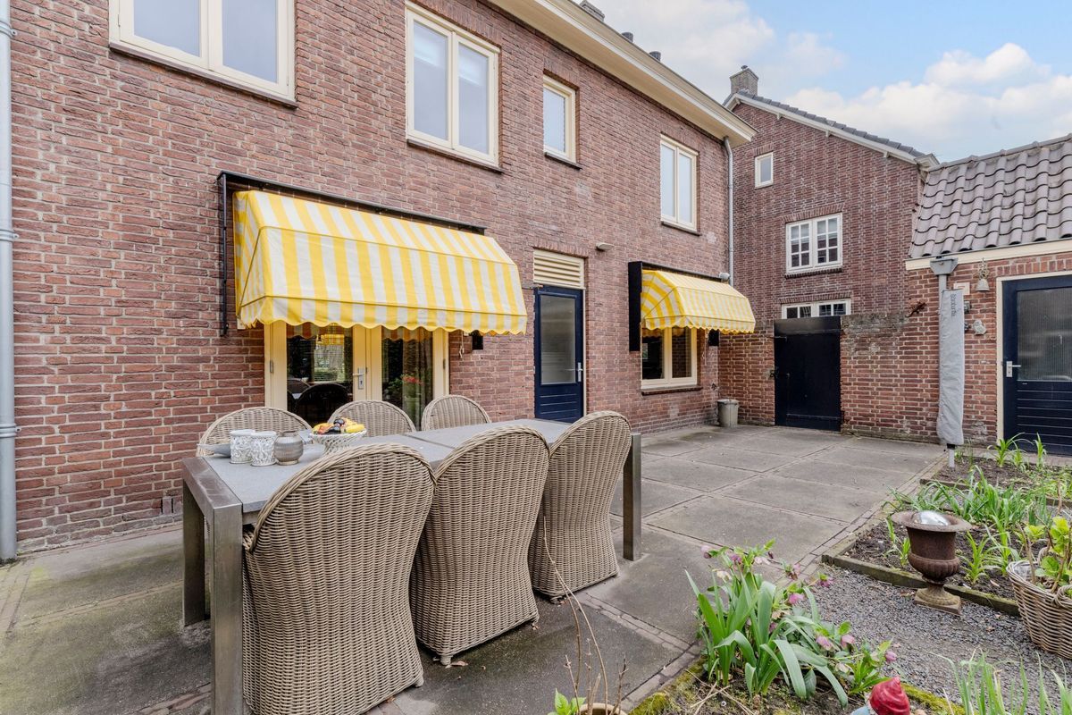 Burgemeester Sweensplein 26 Photo Blur 22