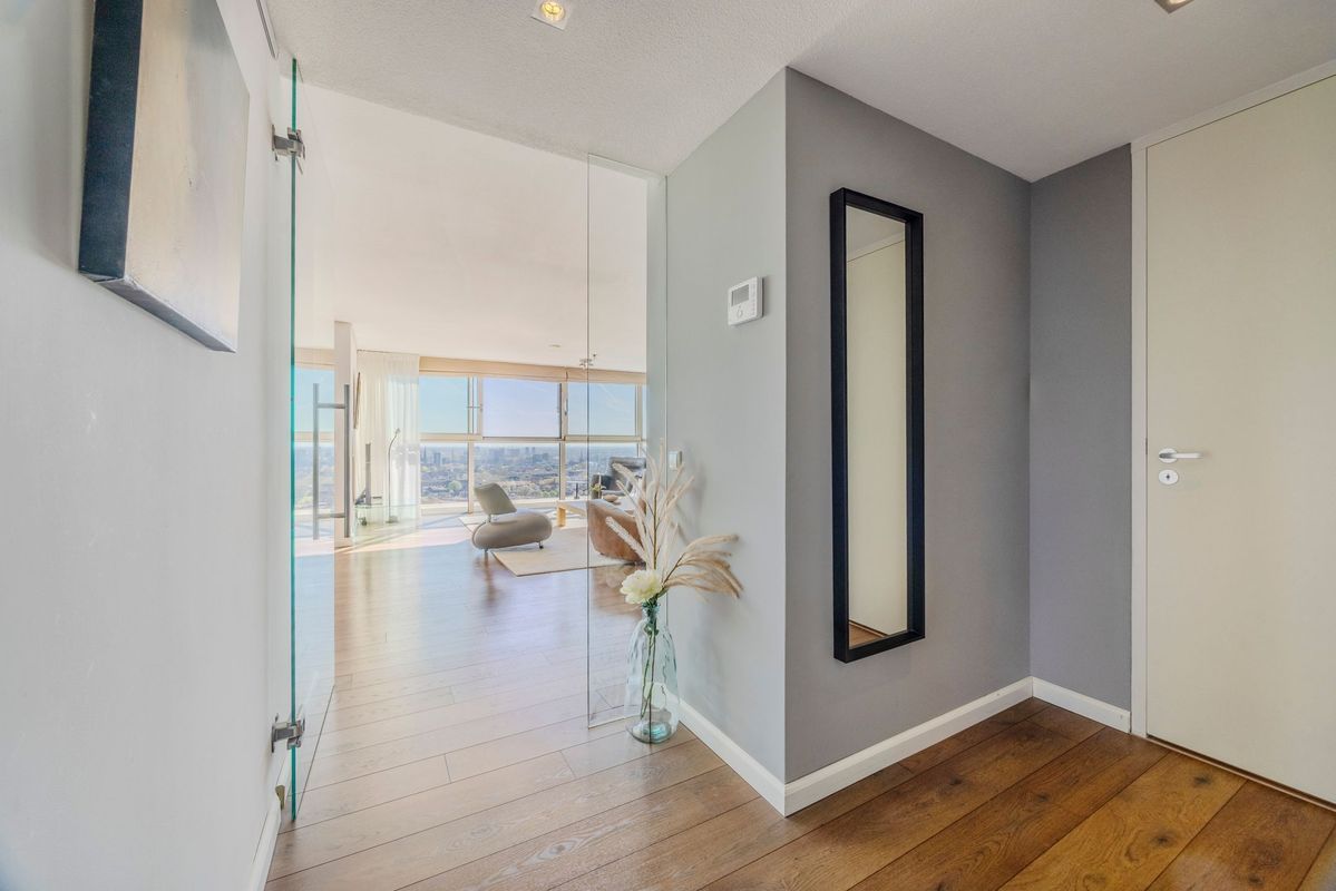 Westpoint 95 Photo Blur 22