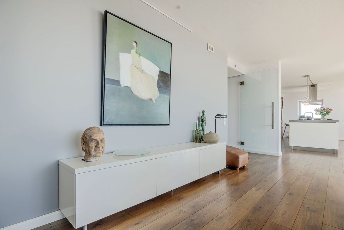 Westpoint 95 Photo Blur 8